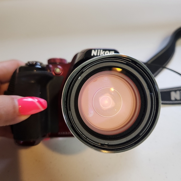 Nikon Coolpix P520 Red Digital Camera 18.1 Megapixels 42x Zoom READ DESCRIPTION - Picture 5 of 8